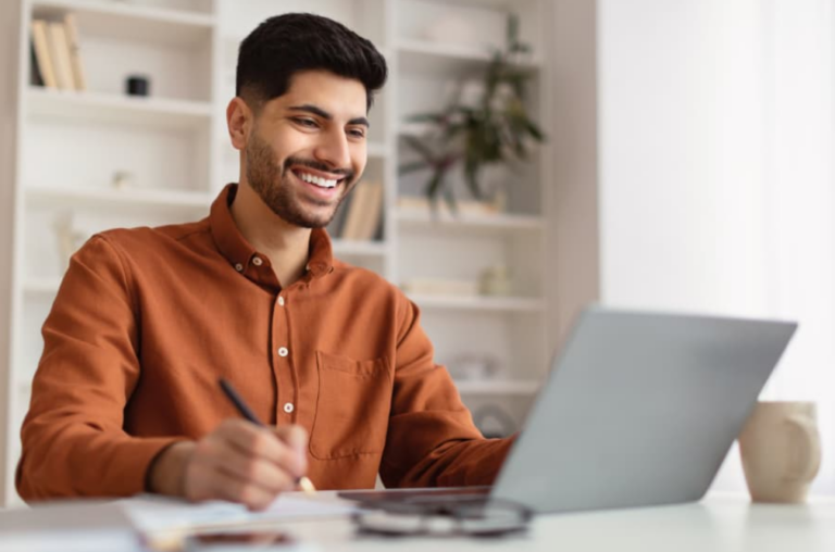 Top Benefits of Earning an Online MBA Degree from Home
